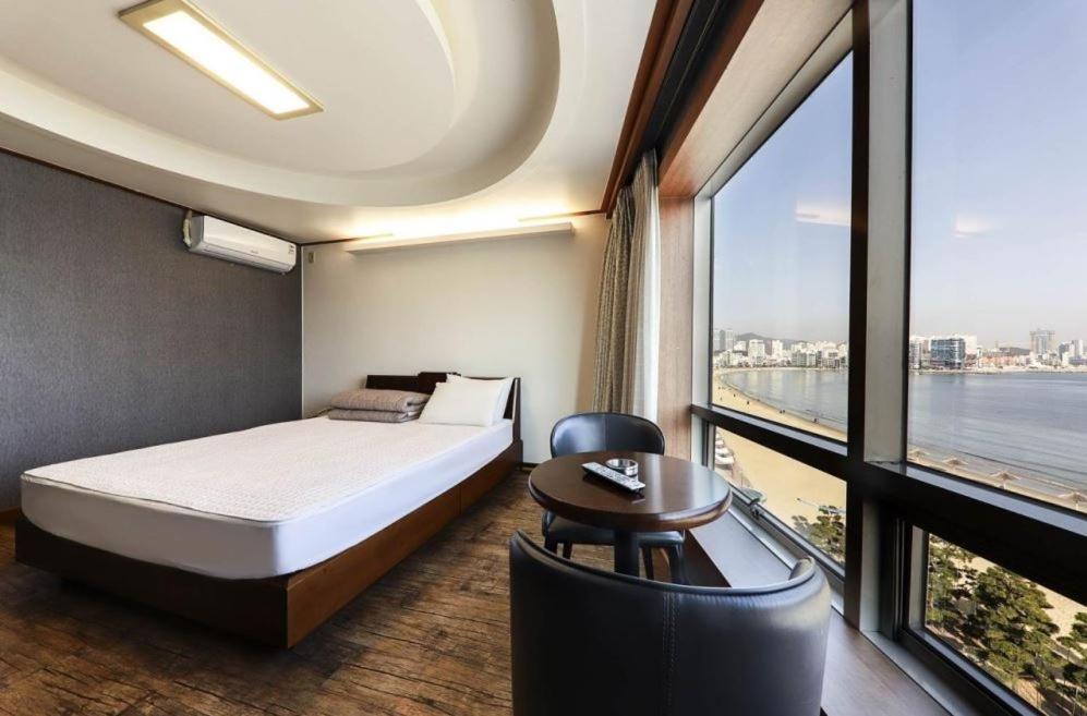 Bridge Hotel Busan Exterior photo